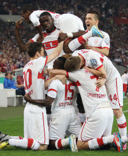 /?proxy=REDAKTION/Fans/Fans_News/Spieler_des_Monats_April_Team_255x310.jpg