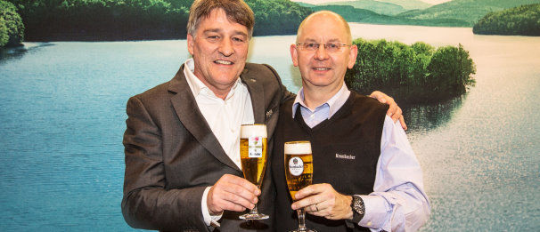 /?proxy=REDAKTION/Verein/News/KROMBACHER_Vertragsverlaengerung_Dez14_606x261.jpg