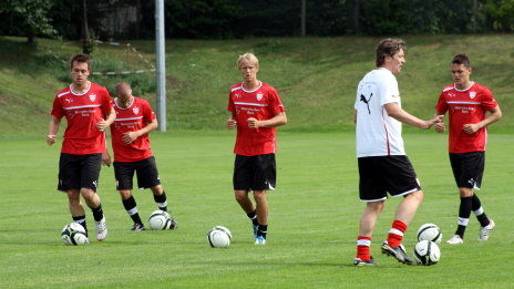 /?proxy=REDAKTION/News/2011-2012/News/Vitzthum_Training_464x261.jpg