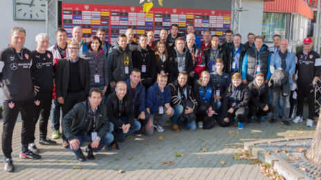 /?proxy=REDAKTION/News/2014-2015/Aktion_Cheftrainer_1415_2_464x261.jpg