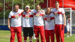 /?proxy=REDAKTION/Saison/Jugend/U16-U9/2014-2015/VfB_U15_Meister_Trainer_255x143.jpg