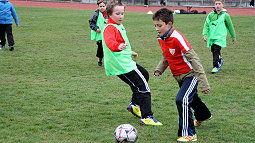 /?proxy=REDAKTION/Verein/Fussballschule/Angebote/Foerdertrainings/Foerdertraining2012_3_255x143.jpg