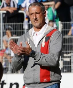 /?proxy=REDAKTION/Saison/VfB_II/2014-2015/14_15_Kramny_klatschen_255.jpg