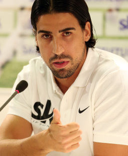 /?proxy=REDAKTION/News/2014-2015/PK_Sami_Khedira_Dez14_255x310.jpg