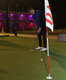/?proxy=REDAKTION/News/2014-2015/Hlousek_Golf_Feb15_255x310.jpg