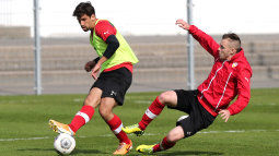 /?proxy=REDAKTION/News/2013-2014/Trainingsauftakt_vor_VfB-Freiburg_1314_255x143.jpg