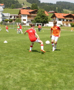 /?proxy=REDAKTION/Verein/Fussballschule/News/Fussballschule_Spezialcamp_14_255x310.jpg