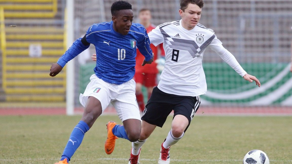 Elf VfB Talente bei den Nationalteams