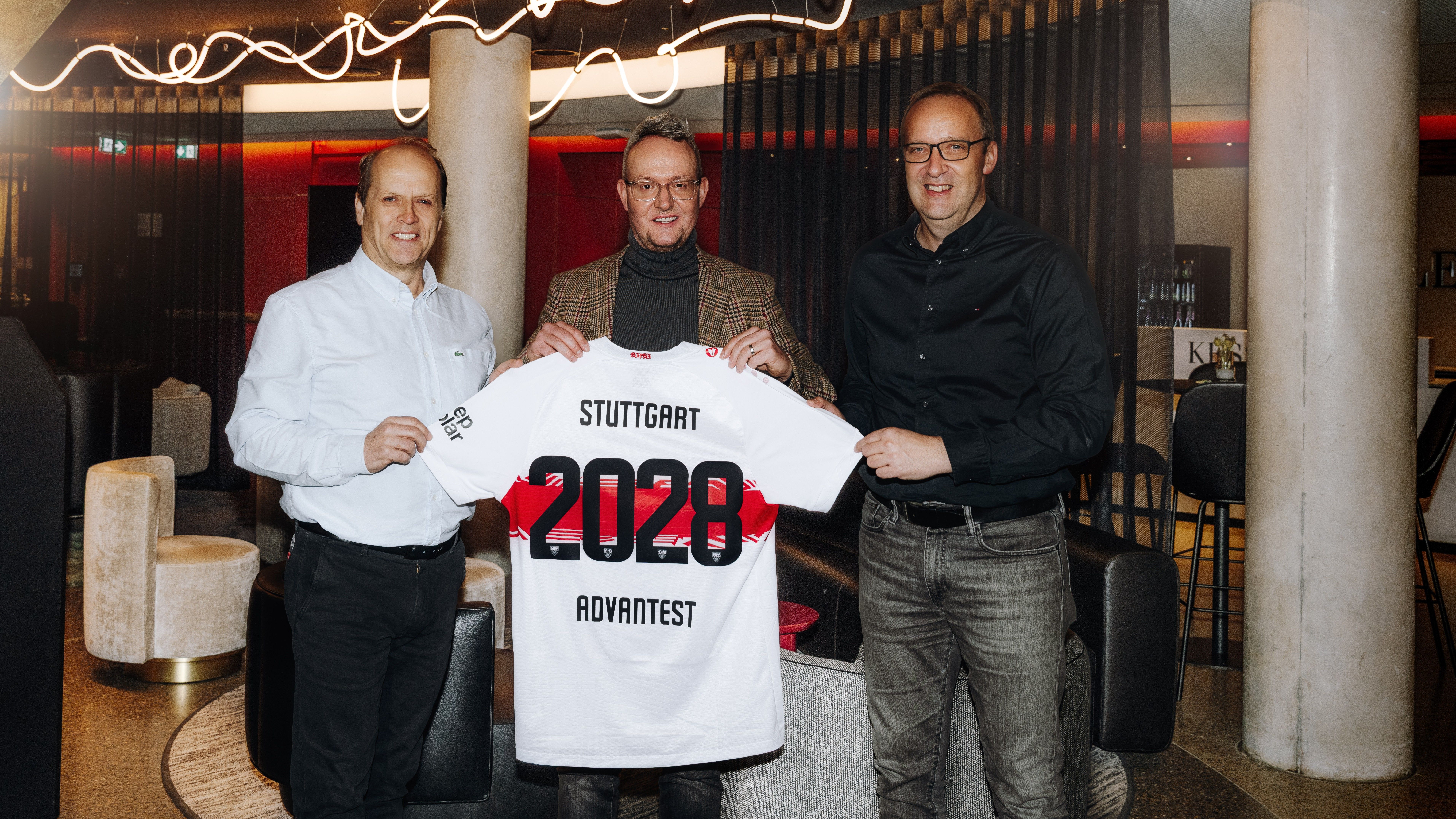 Die Advantest Europe GmbH bleibt Partner des VfB Stuttgart