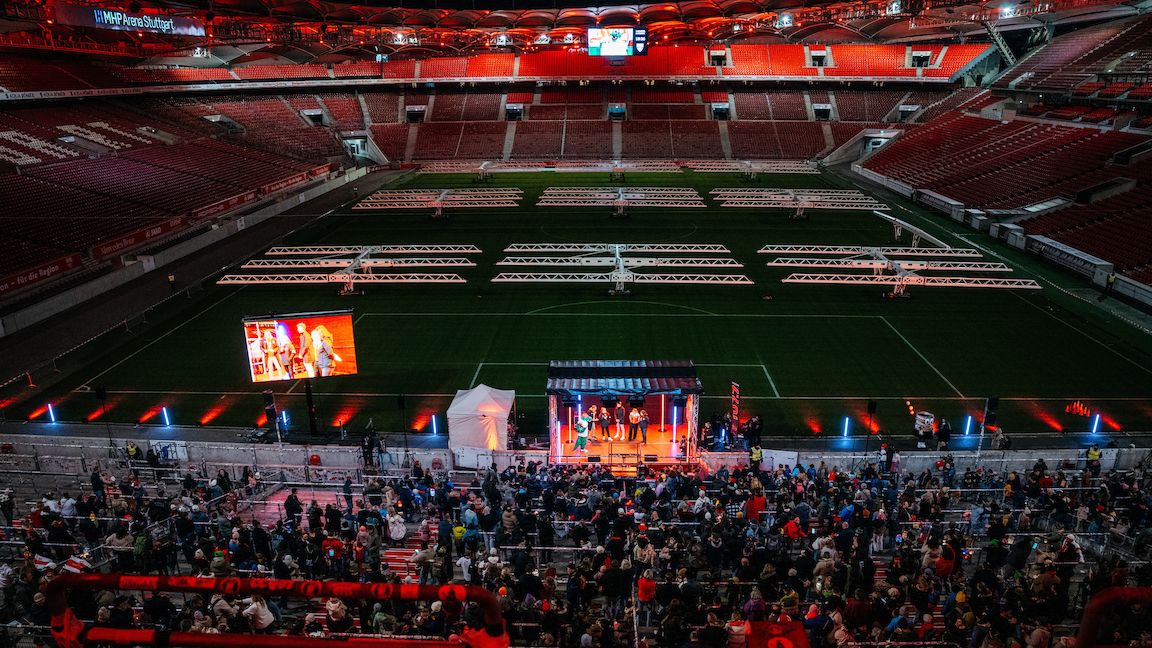 Tausend bunte Lichter, tausende funkelnde Kinderaugen