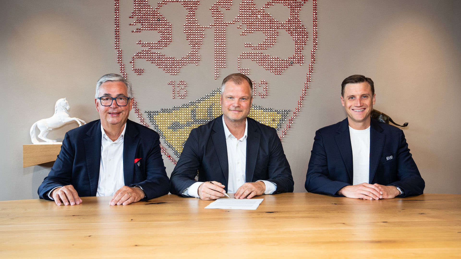 VfB verlängert Vertrag mit Fabian Wohlgemuth 