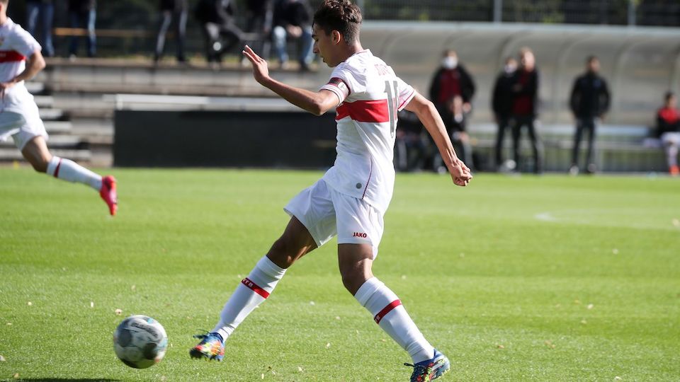Liverpool and Brighton scout Germany youth talent Raul Paula. 