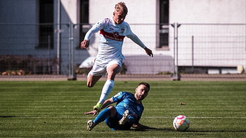 VfB Stuttgart 24 VfB Stuttgart II SGV Freiberg Fußball VfB Stuttgart 24 VfB Stuttgart II SGV Freiberg Fußball