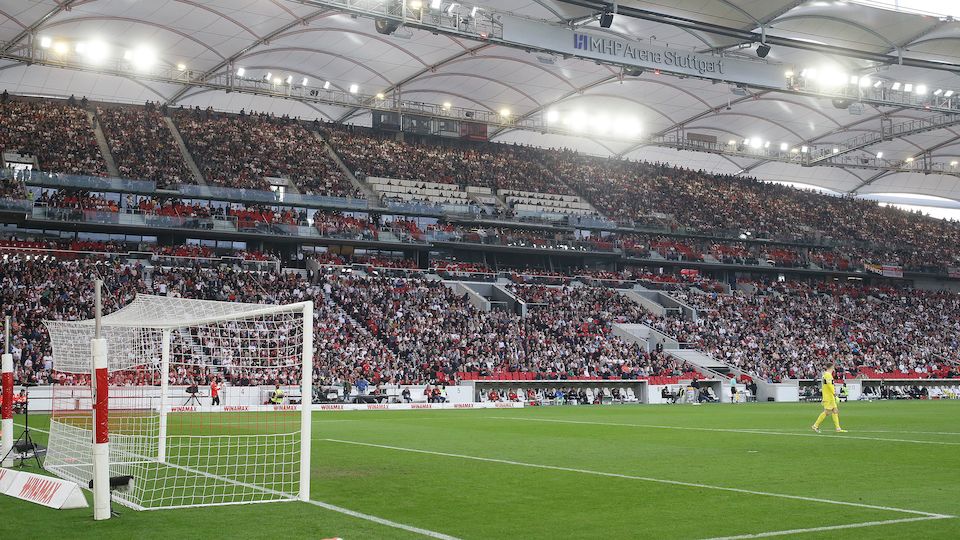 Spannende Vfb Stuttgart Heimspiele Fotosnull