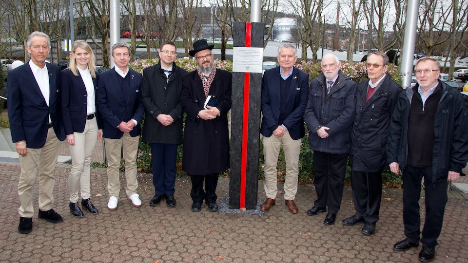 Vfb Stuttgart Enthullung Gedenk Stele