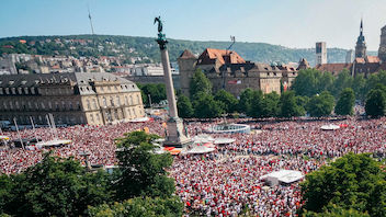 Public Viewing auf dem Schlossplatz 