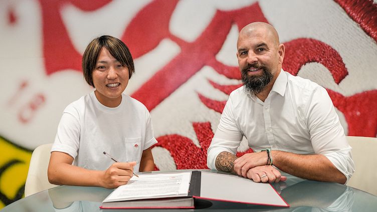 [Bild: 23_UK_MED_Spielertransfer_Hirano_1920x10...52x423.jpg]