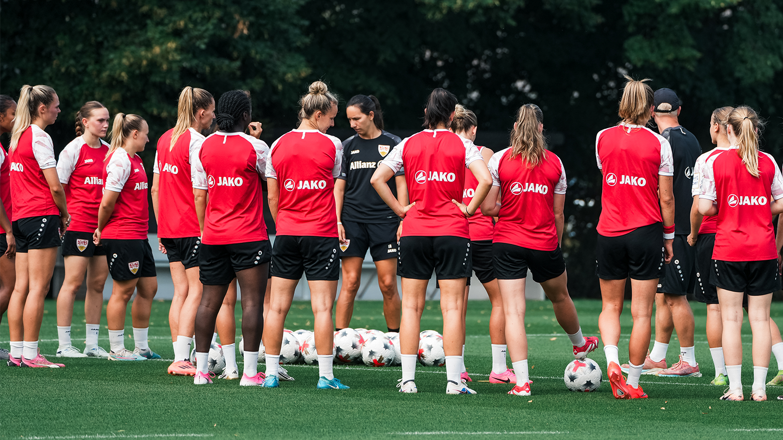 Freier Eintritt zum Testspiel der VfB Frauen