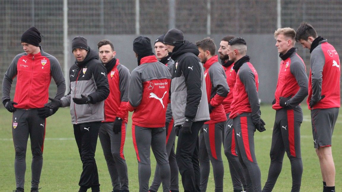 Start mit einem Heimspiel