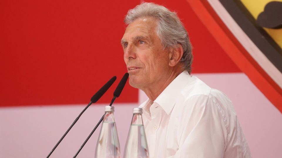 VfB Stuttgart 70. Geburtstag Rainer Adrion