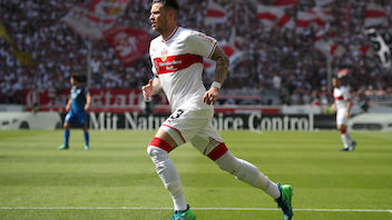Daniel Ginczek leaves VfB