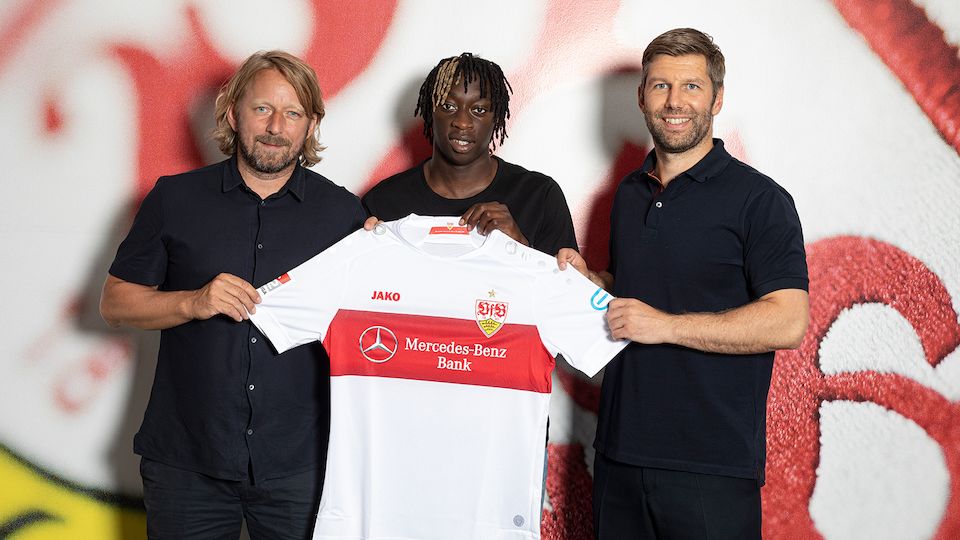 Vfb Stuttgart Tanguy Coulibaly Kommt Zum Vfb