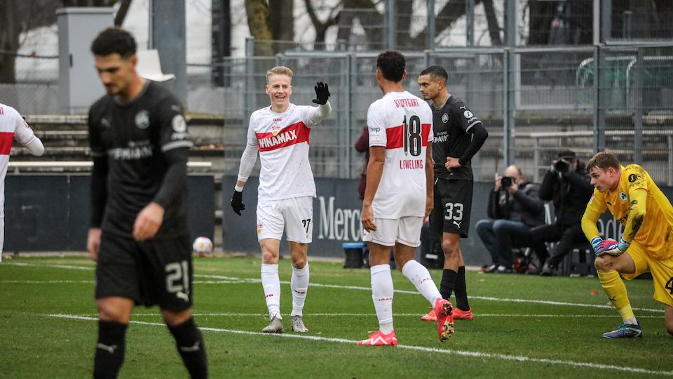 VfB Stuttgart | Testspiel VfB Stuttgart-SpVgg Greuther Fürth 2324