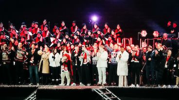 Dezember: Weihnachtskonzert in der MHP Arena