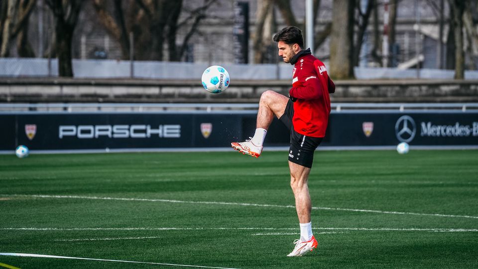 Leonidas Stergiou requires surgery