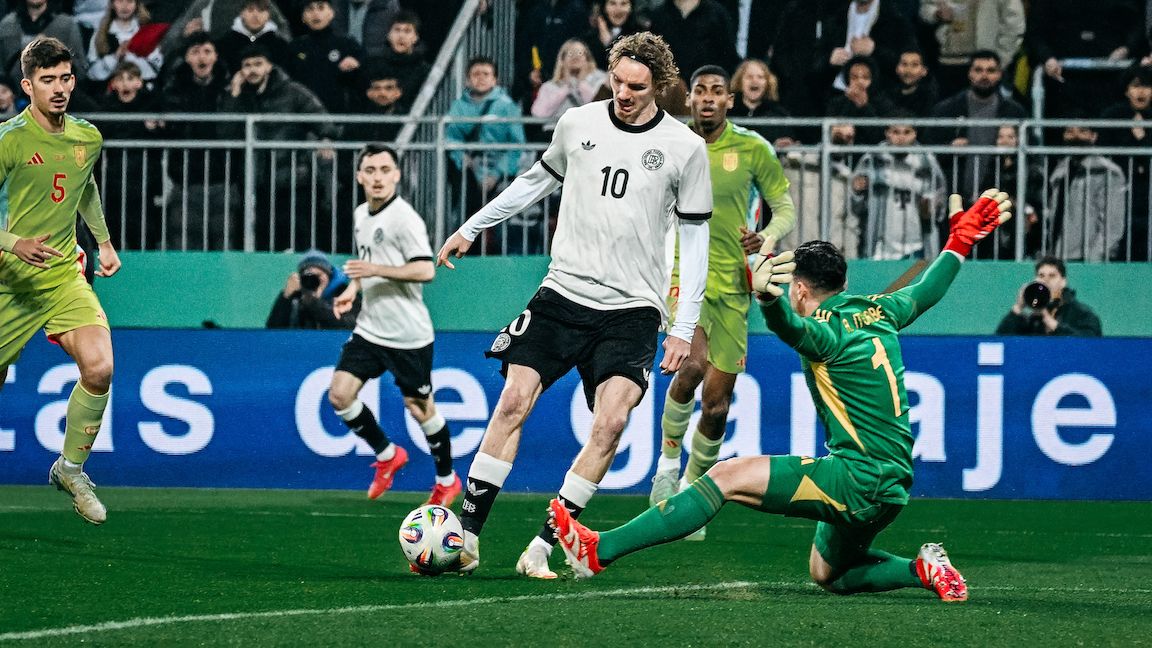 Erste DFB-Nominierung für Nick Woltemade