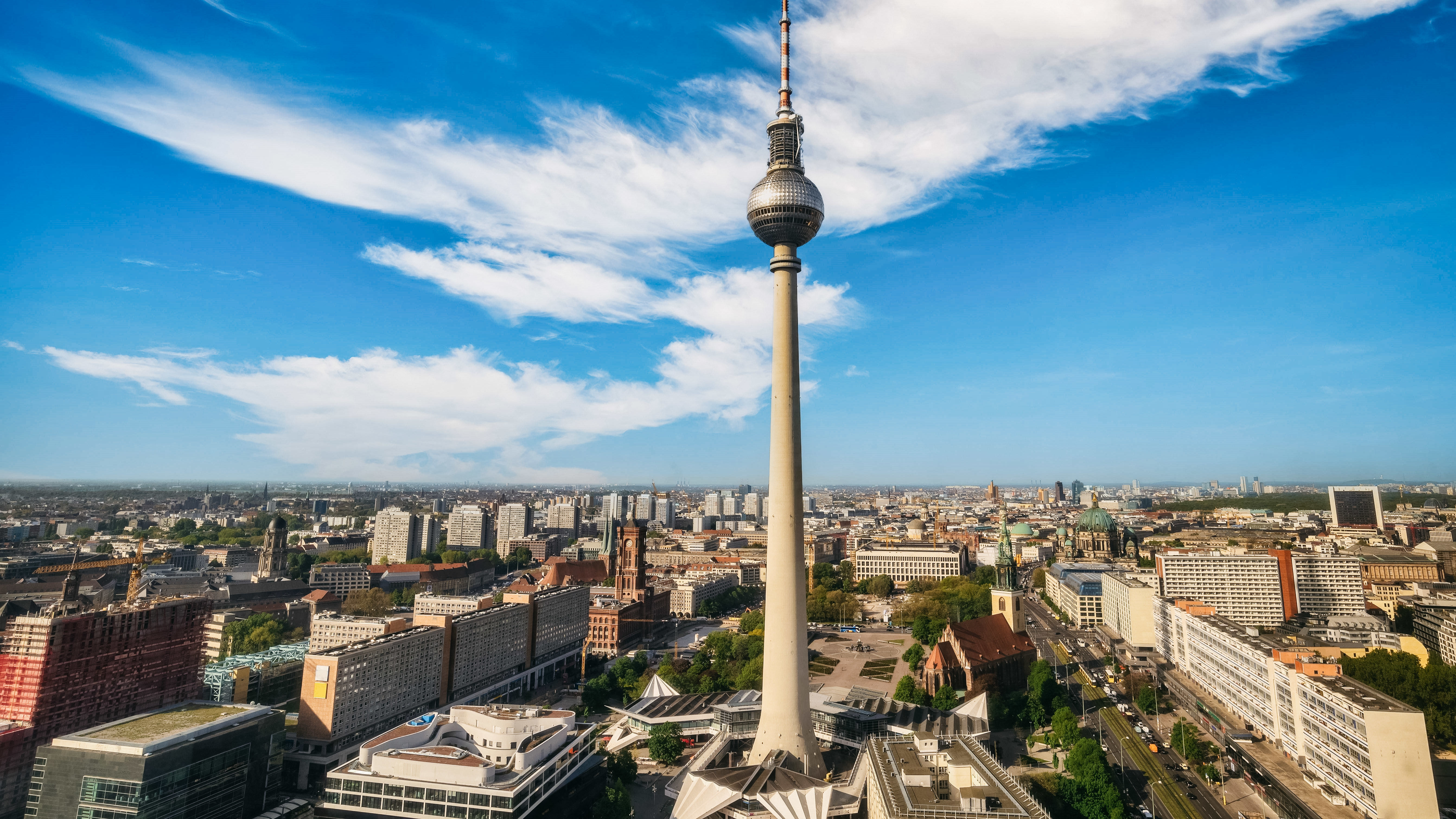 DFB-Pokalfinale: Fanfest auf dem Alexanderplatz