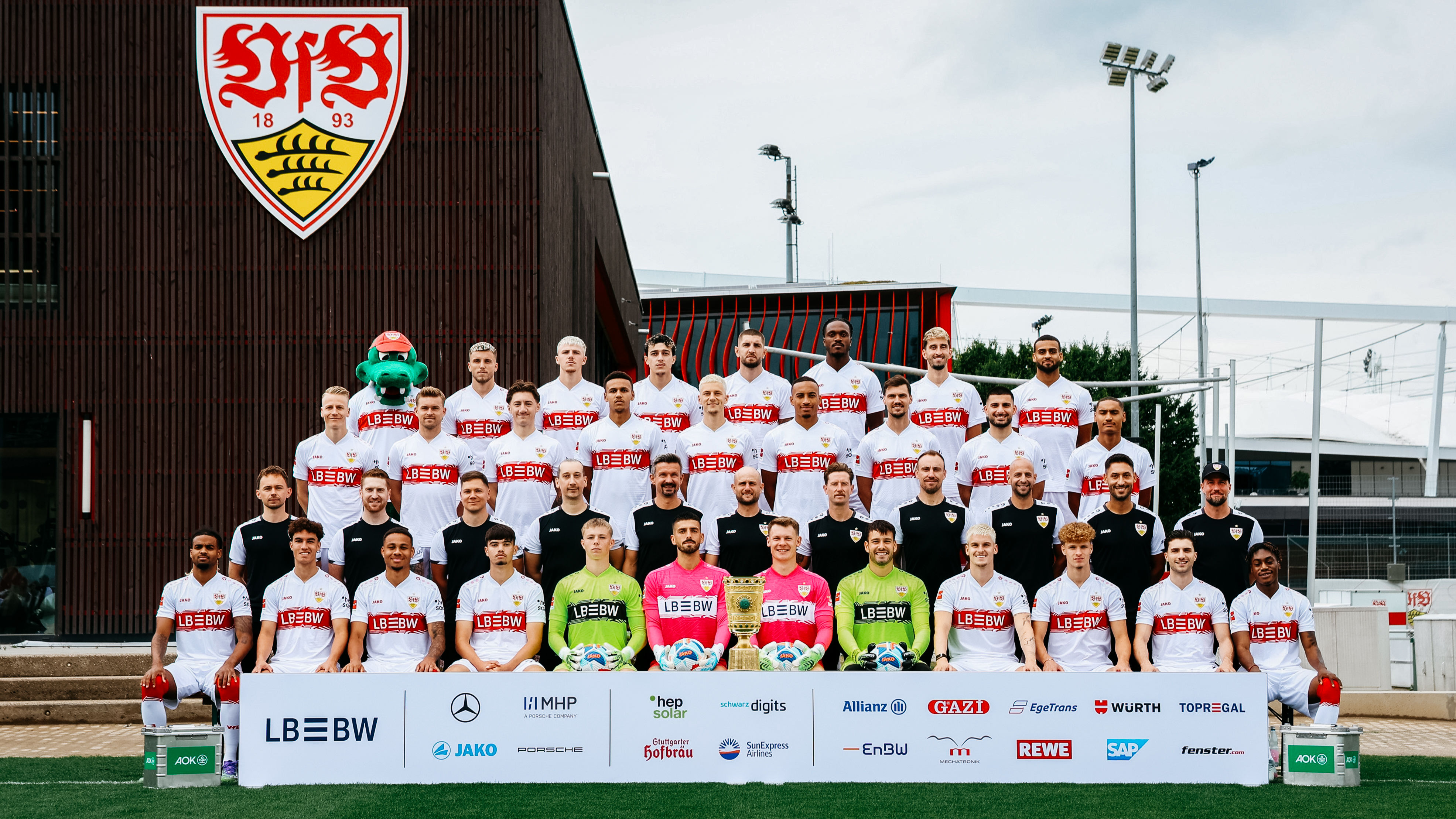 Fototermin auf dem Trainingsplatz