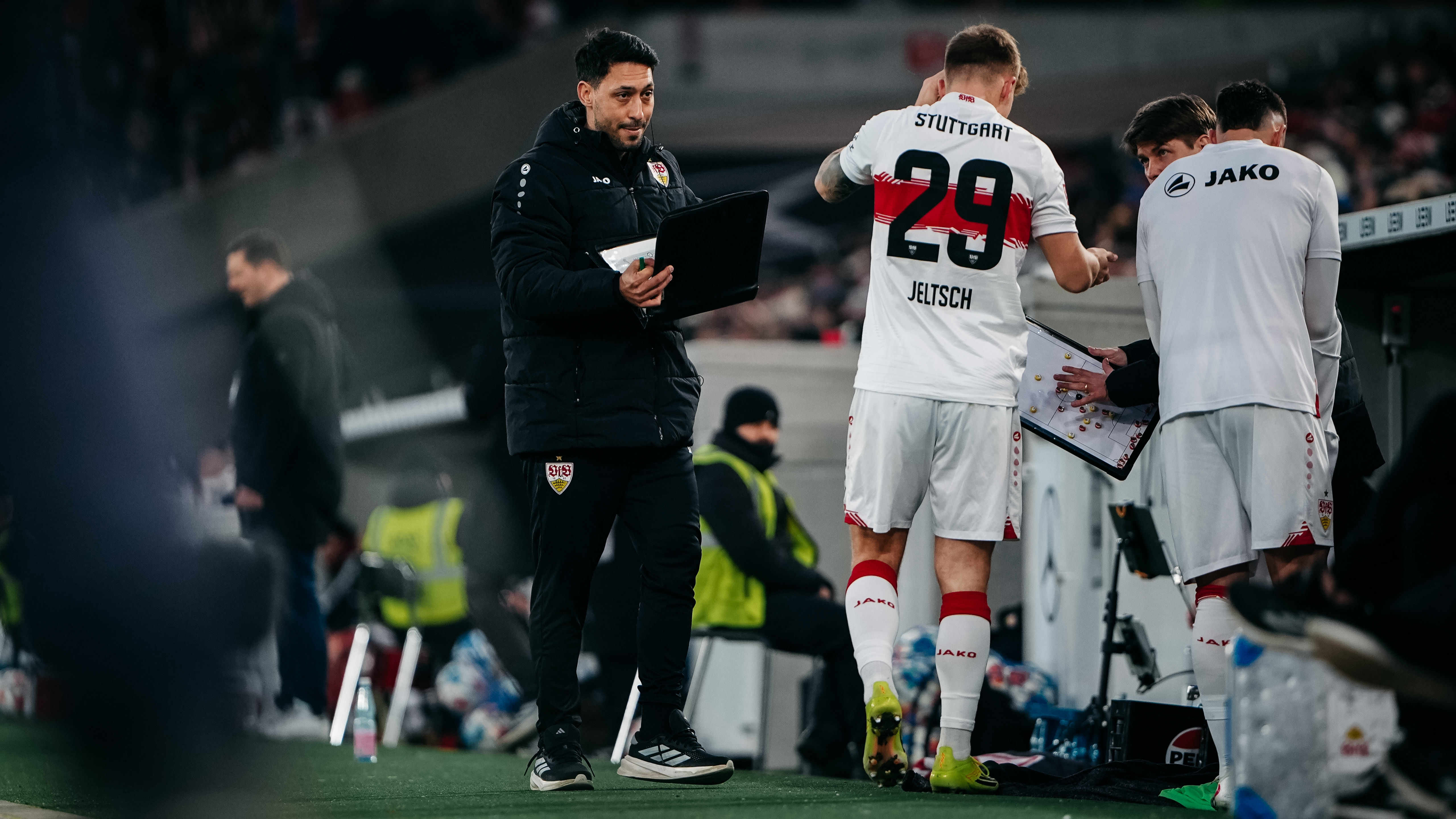 Malik Fathi absolviert Pro-Lizenz-Lehrgang