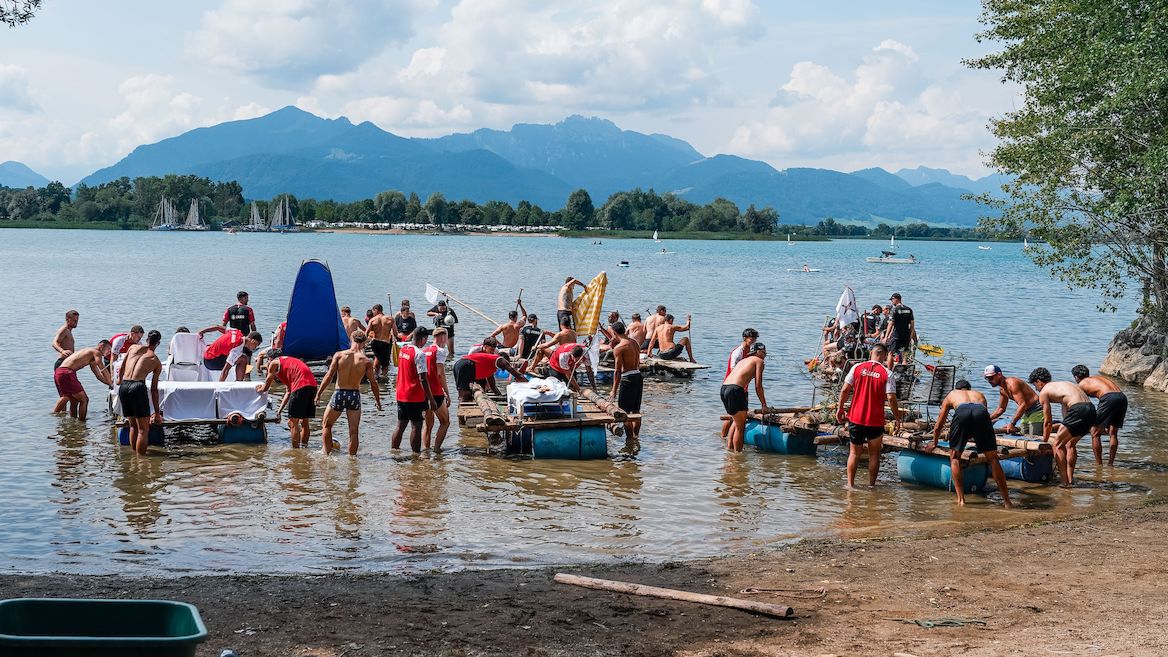 Grassau-Blog: Flöße bauen am Chiemsee