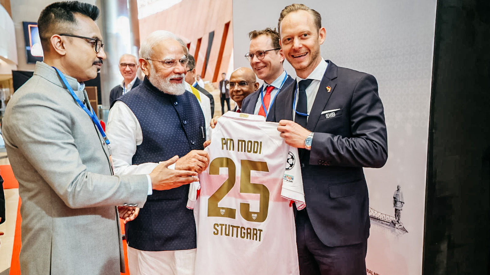 Große Ehre für den VfB Stuttgart in Indien