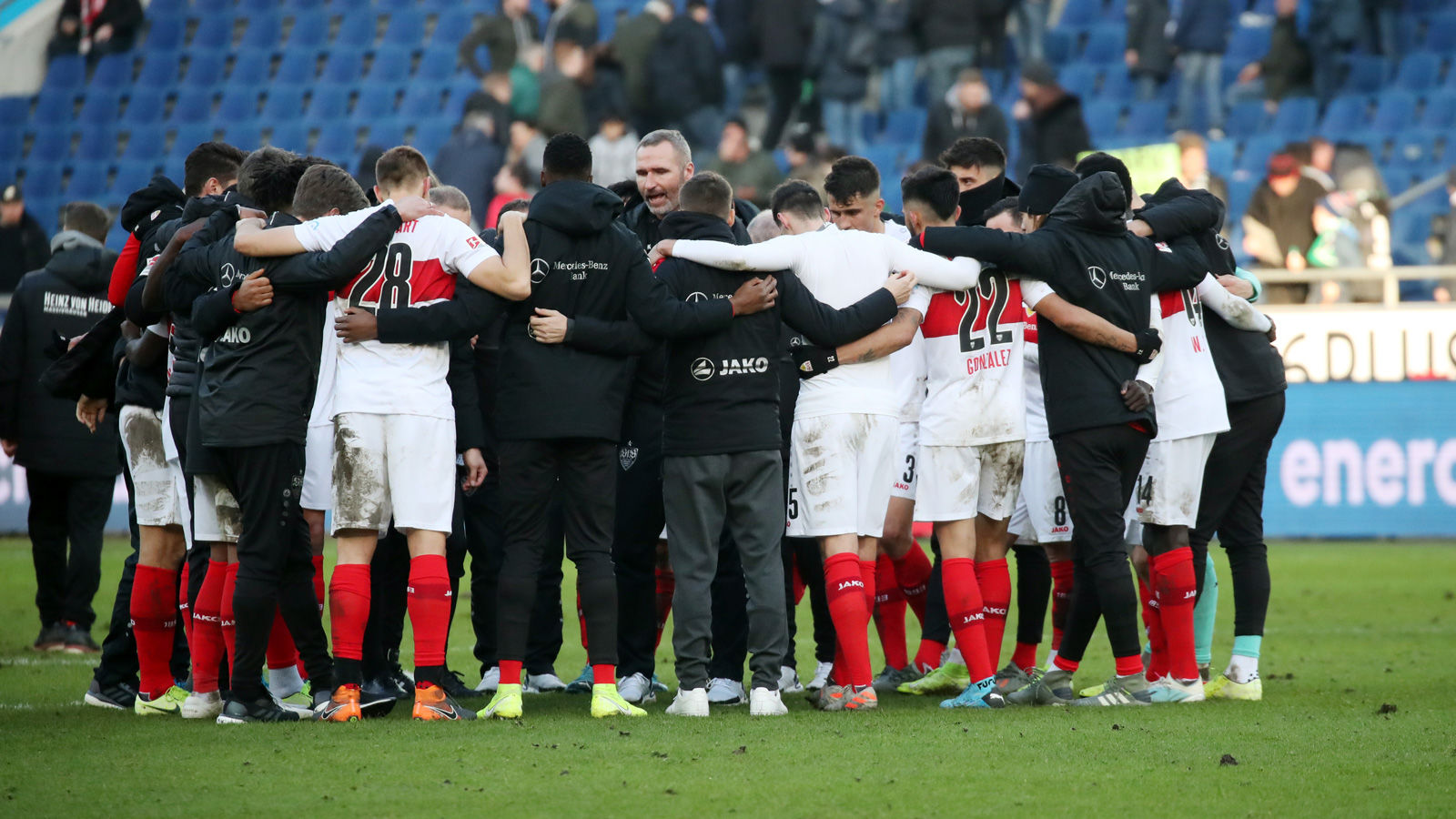 Die Stimmen zum Spiel