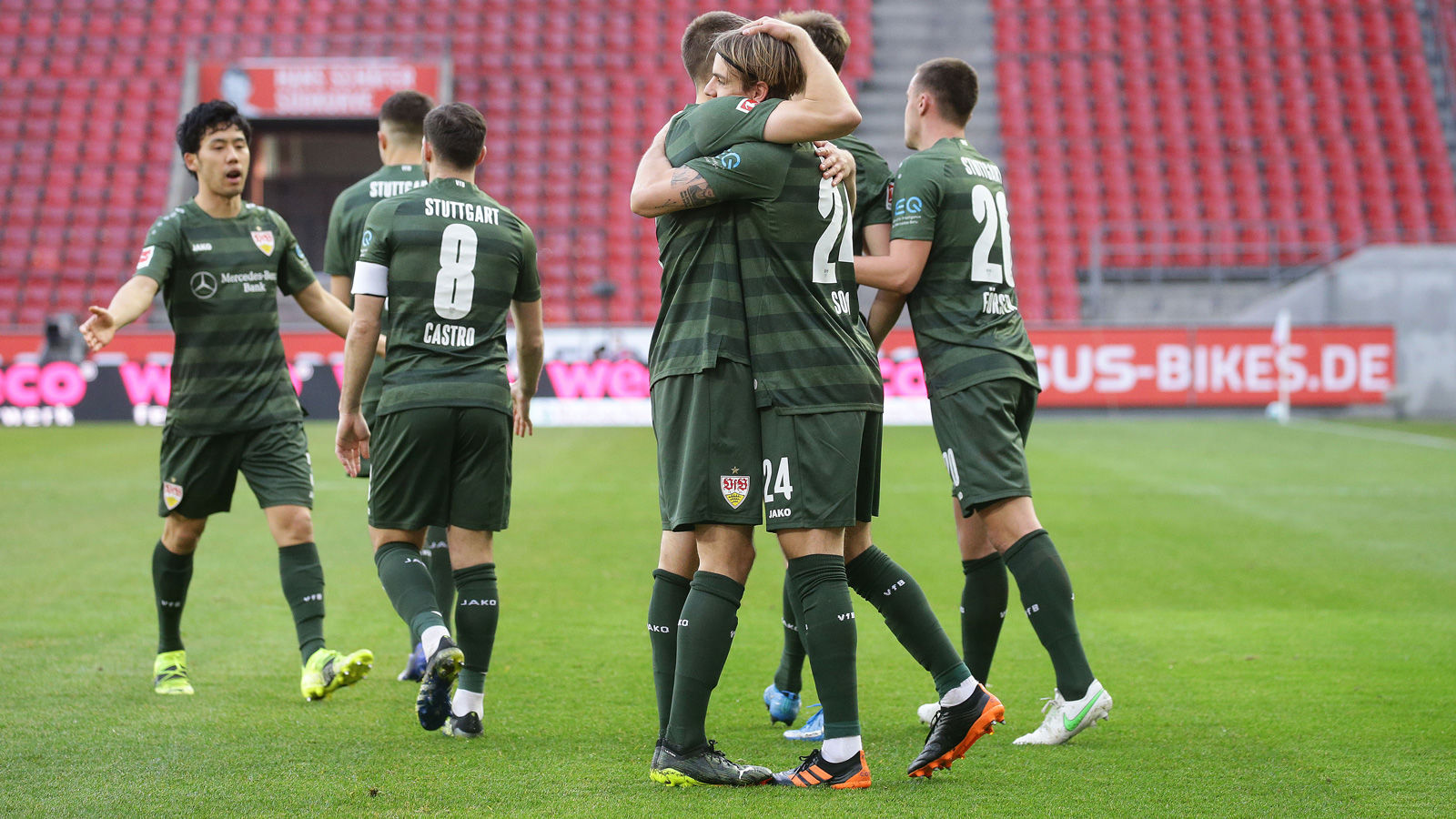 Die Stimmen zum Spiel