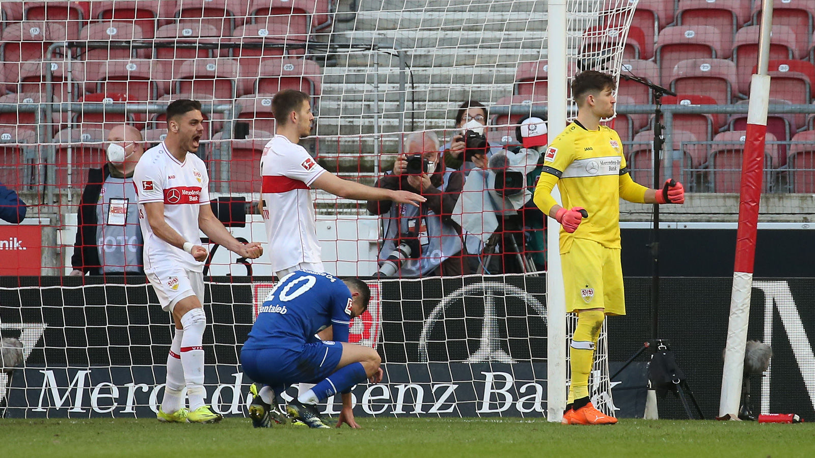 Die Stimmen zum Spiel