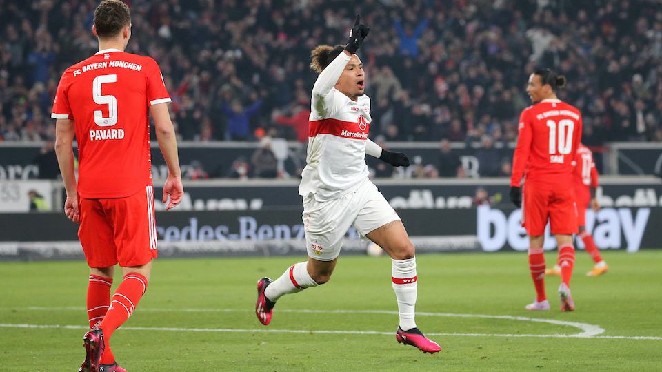 VfB Stuttgart Juan Perea vor Eintracht FrankfurtVfB Stuttgart 2223