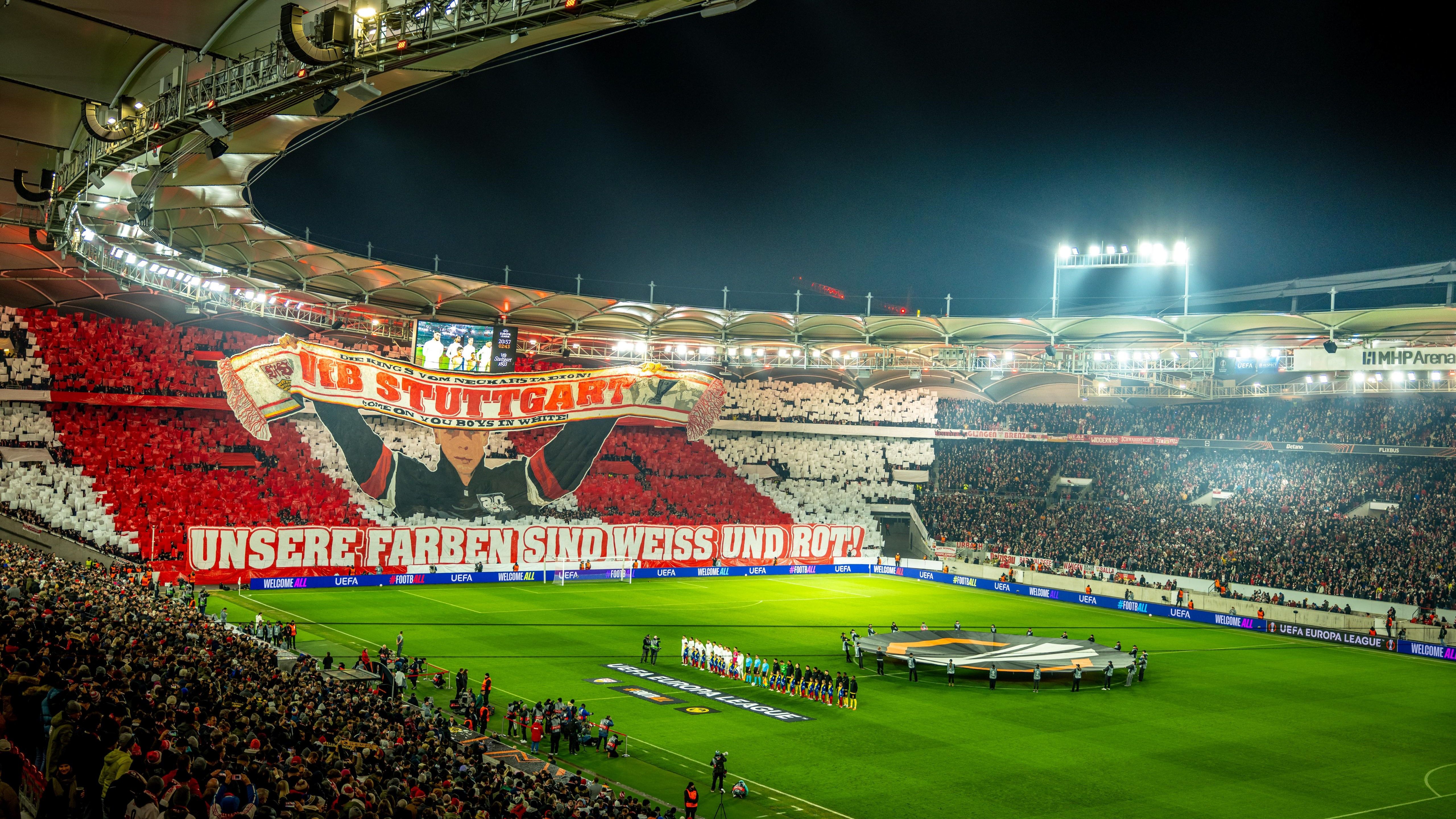 In Weiß und Rot durch Europa