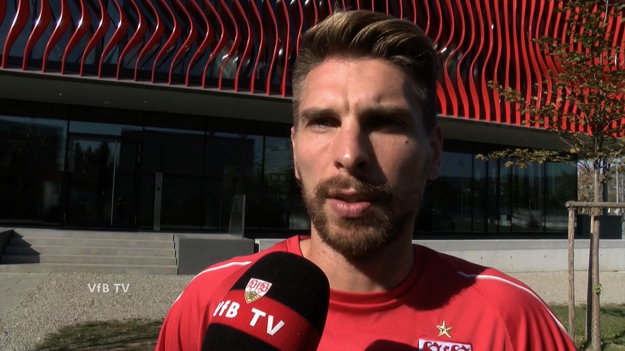 Ron-Robert Zieler vor dem Spiel gegen Borussia Dortmund