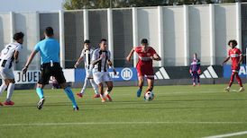 Highlights Youth League: Juventus - VfBU19