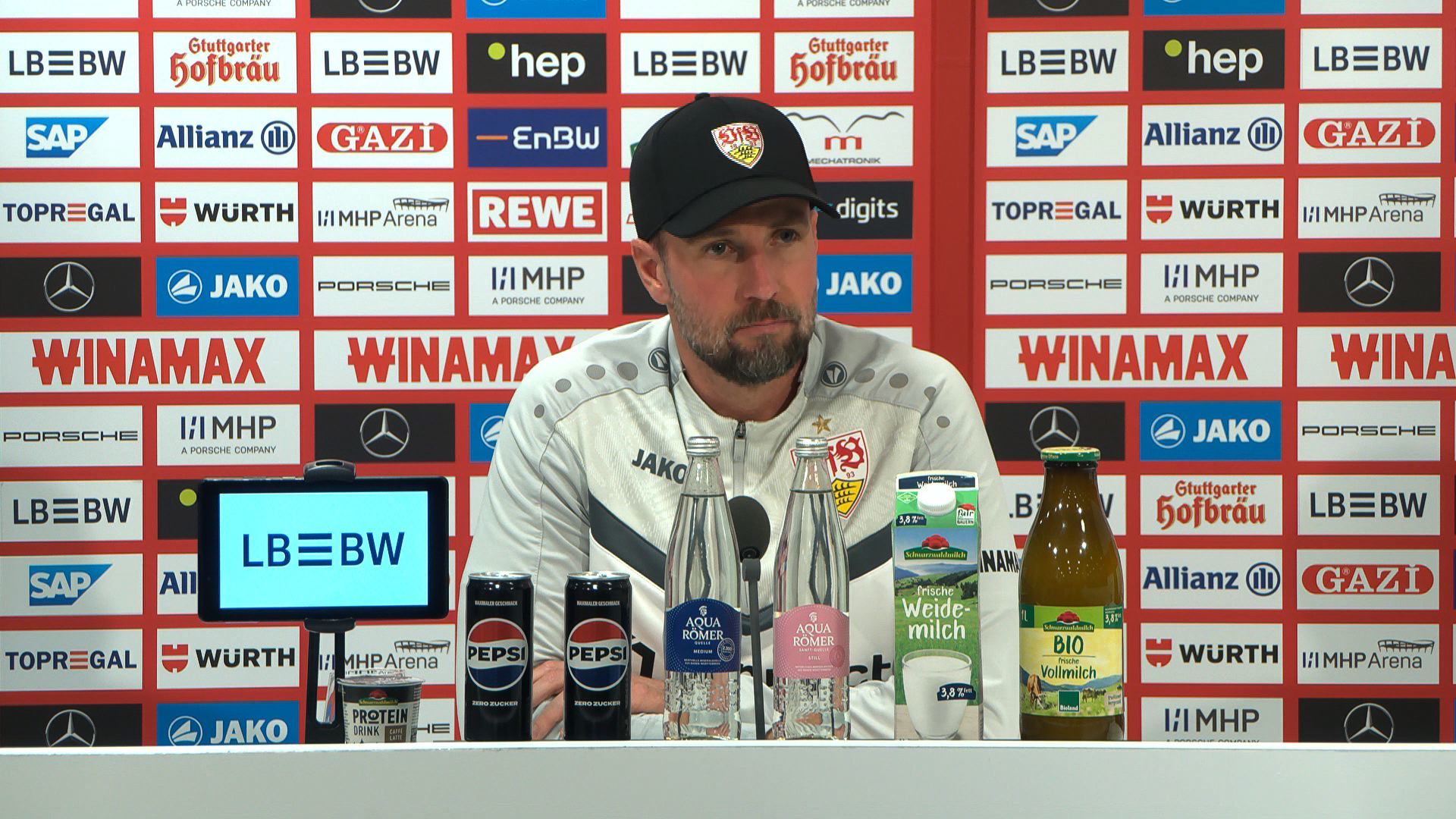 Die PK vor dem Heimspiel gegen Eintracht Frankfurt