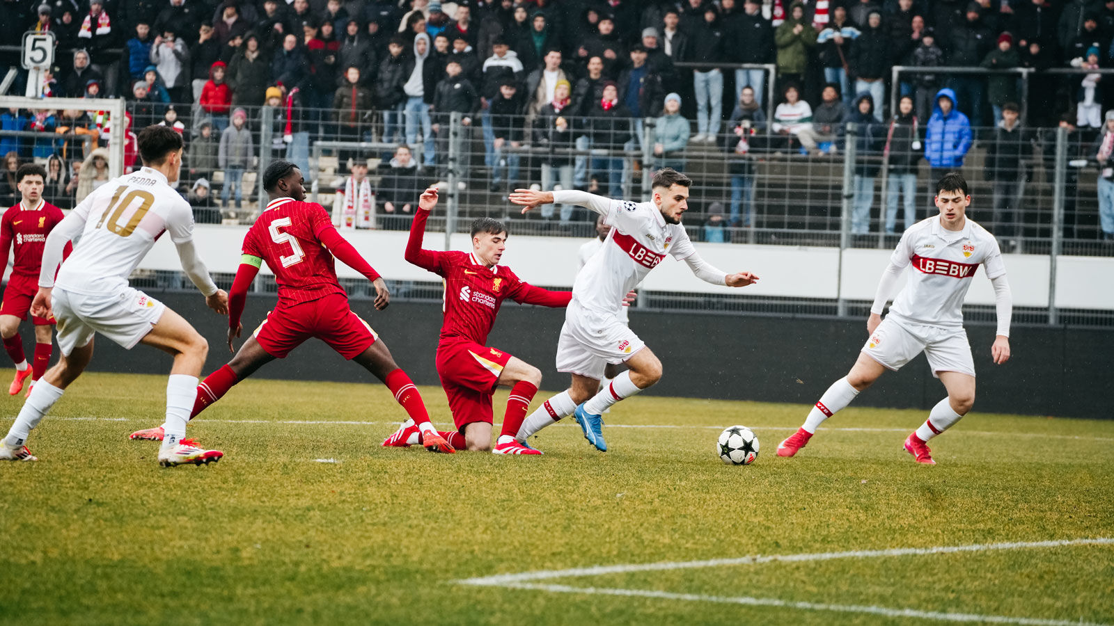 Highlights: VfBU19 - Liverpool FC