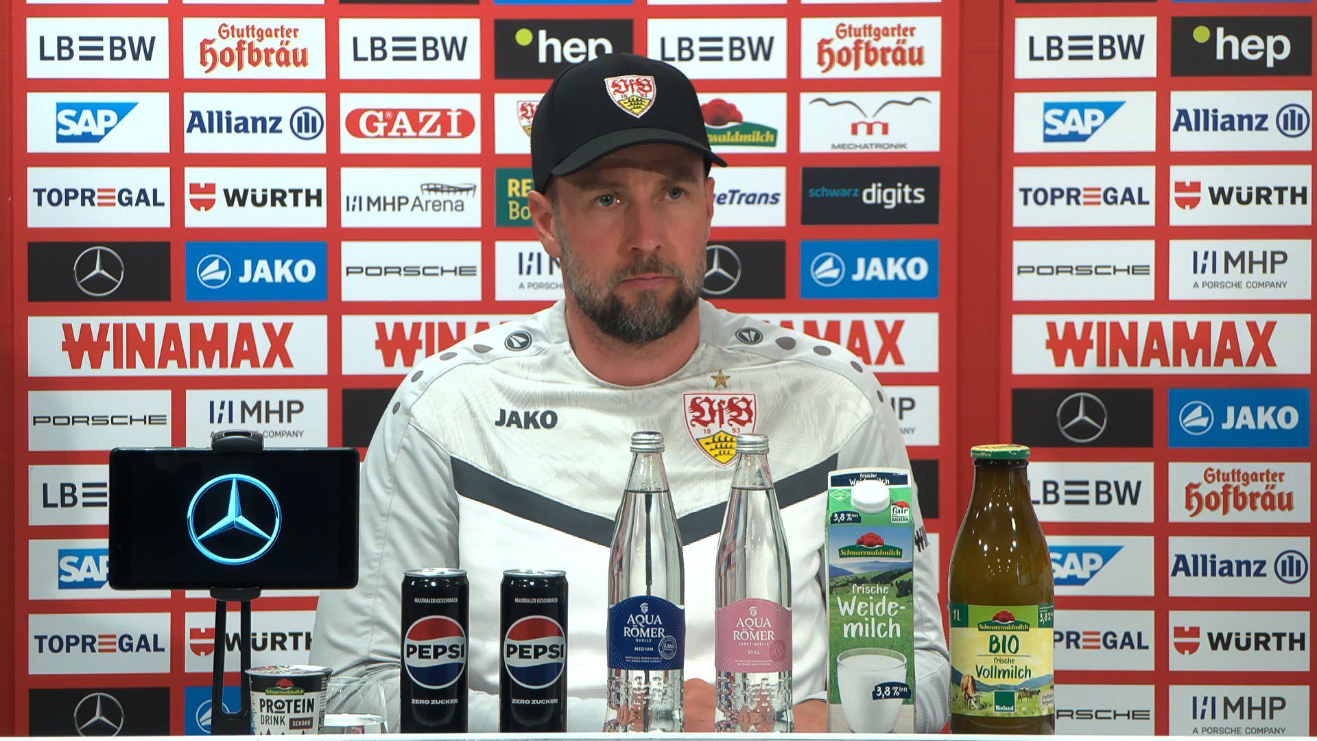 Die Pressekonferenz zum Spiel beim FC St. Pauli