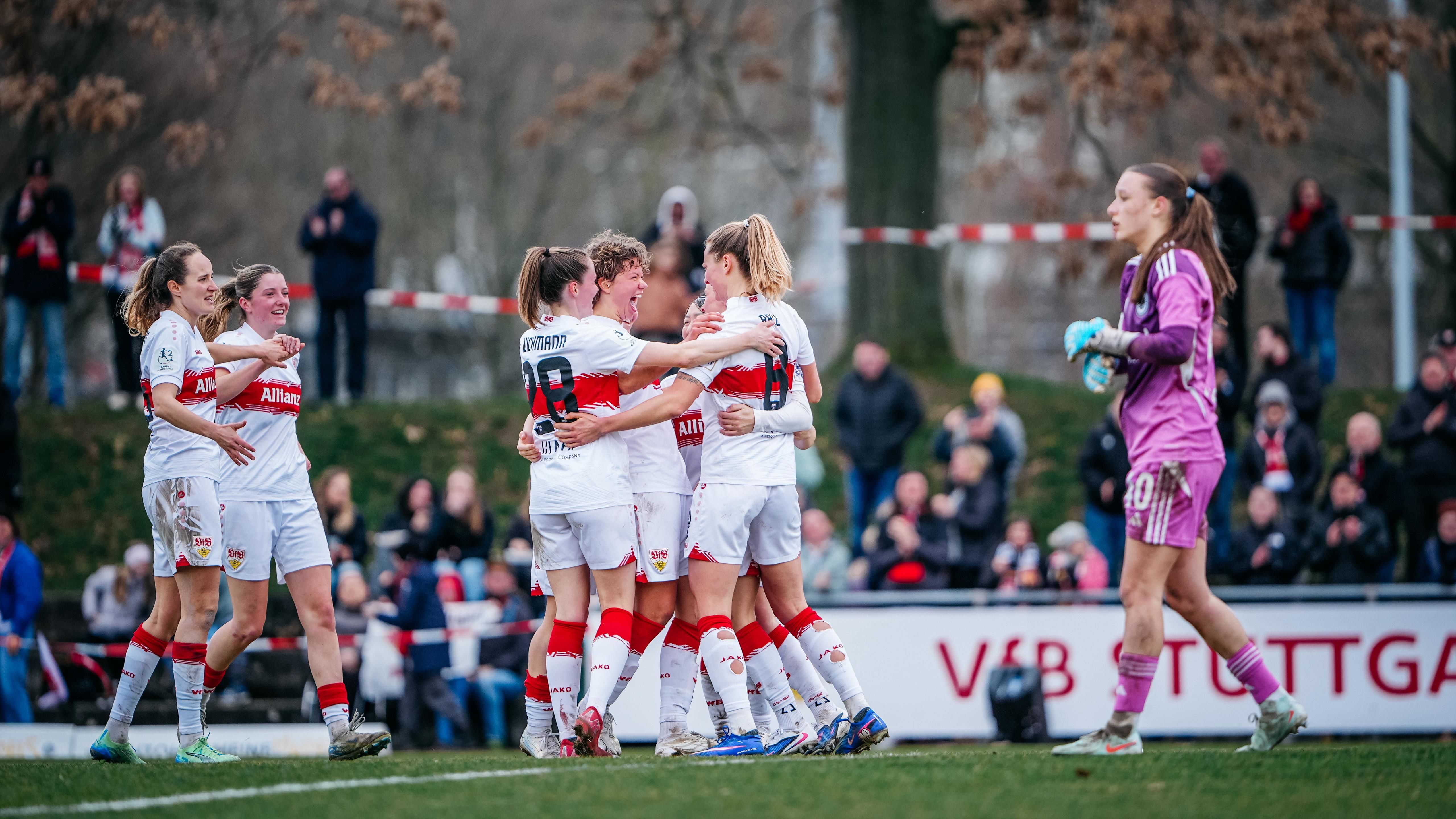 Highlights: VfB Frauen schlagen Frankfurts U20 mit 4:3