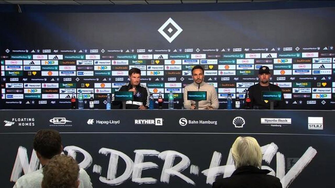 Pressekonferenz: Hamburger SV - VfB Stuttgart