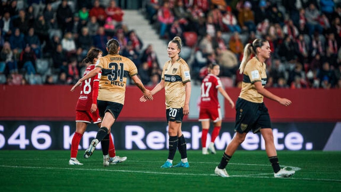 Highlights: FC Bayern München - VfB-Frauen.mp4